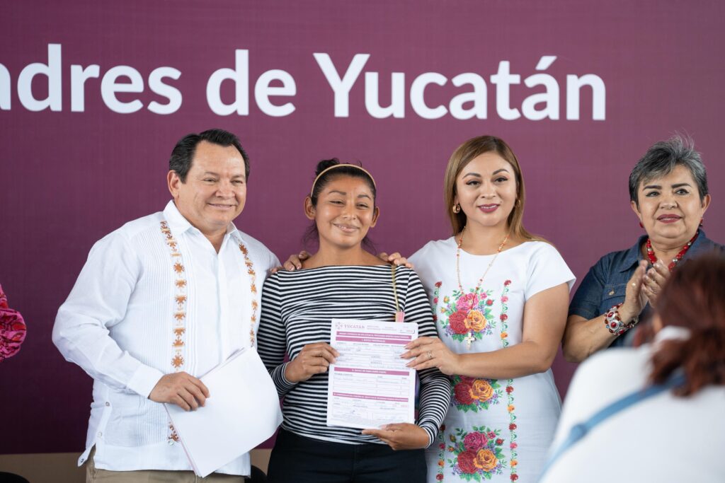 Mujeres Renacimiento llega a Motul e Izamal