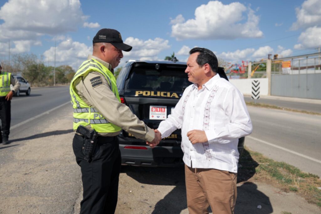 Díaz Mena impulsa innovación para seguridad vial