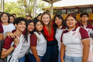 Promueven salud mental y seguridad en escuelas de Mérida