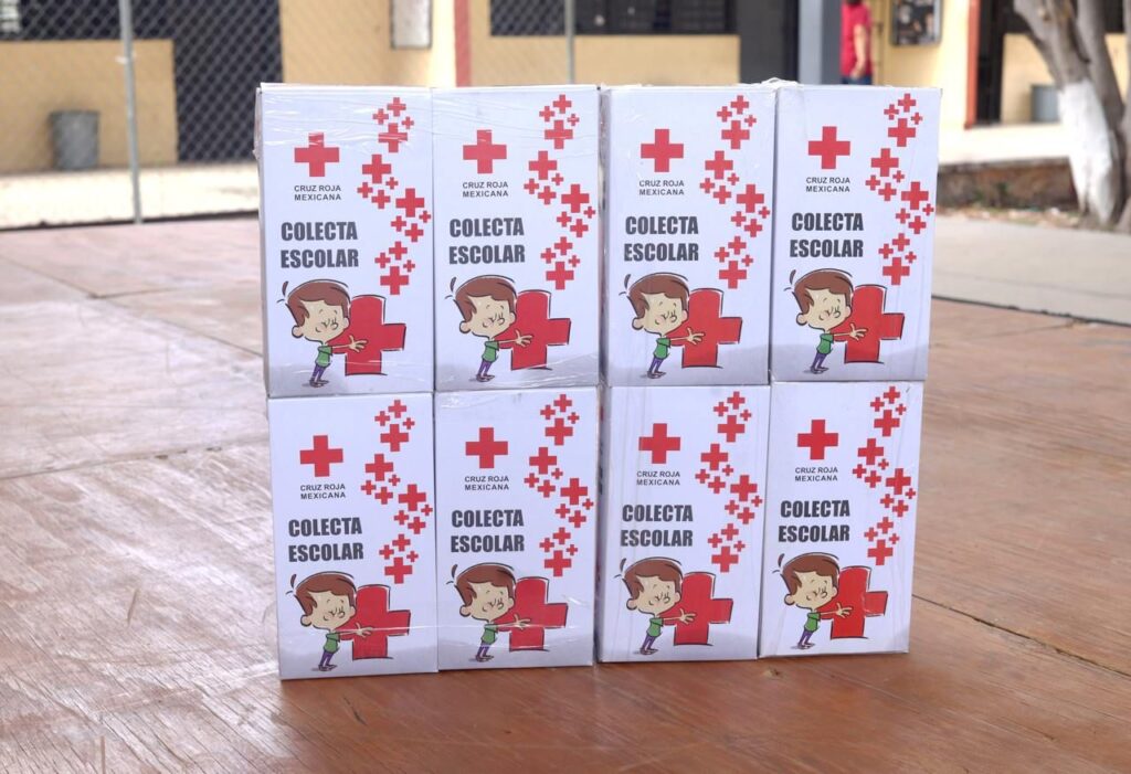 Entregan lápices a estudiantes que apoyen colecta escolar