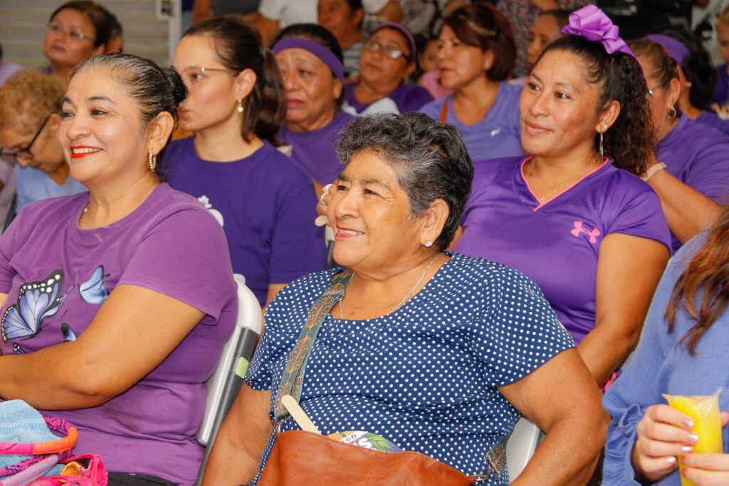 Construyen una Mérida más segura y solidaria Construyen una Mérida más segura y solidaria