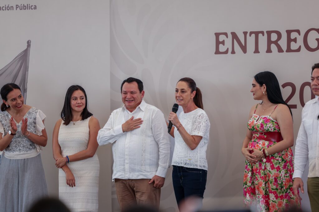Claudia Sheinbaum refuerza educación en comunidades de Yucatán Claudia Sheinbaum refuerza educación en comunidades de Yucatán