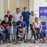 Mérida entrega sillas de ruedas para independencia laboral