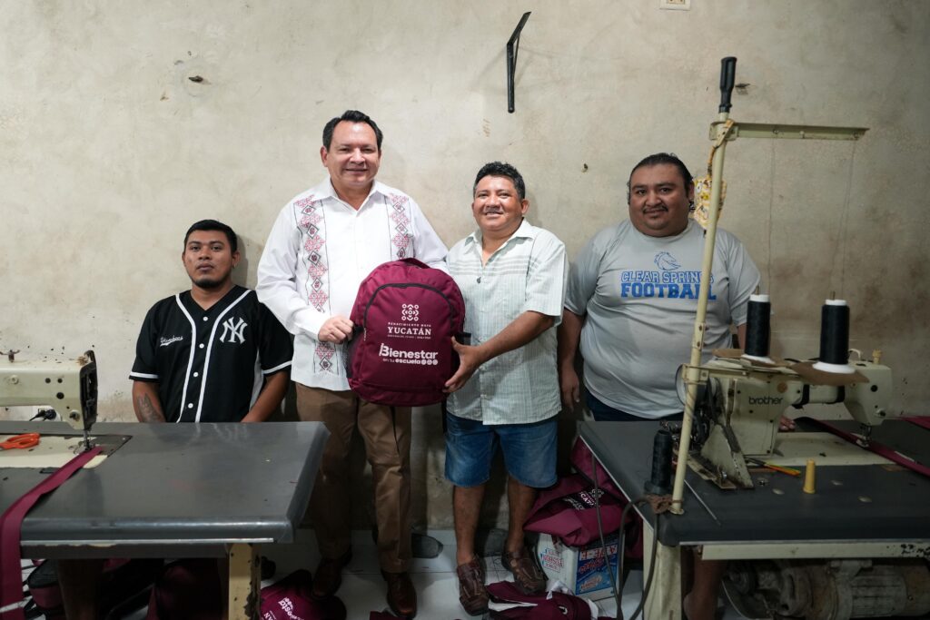 Díaz Mena respalda artesanos con programa educativo