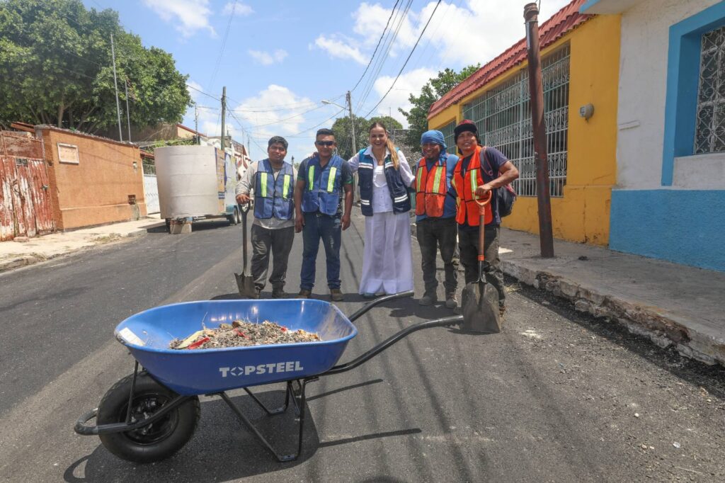 Cecilia Patrón prioriza calles, luminarias y atención a mujeres