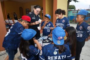 Cecilia Patrón fortalece salud mental en comunidades de Mérida