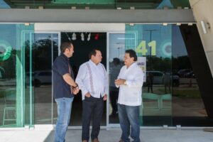 Yucatán y Campeche coordinan apoyo a familias de víctimas