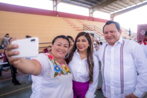 Tarjetas “Elvia Carrillo Puerto” llegan a más yucatecas