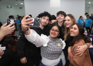 Cecilia Patrón invita a crear políticas públicas juveniles