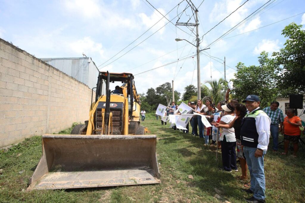 Mérida avanza con nuevas calles y mejor infraestructura social