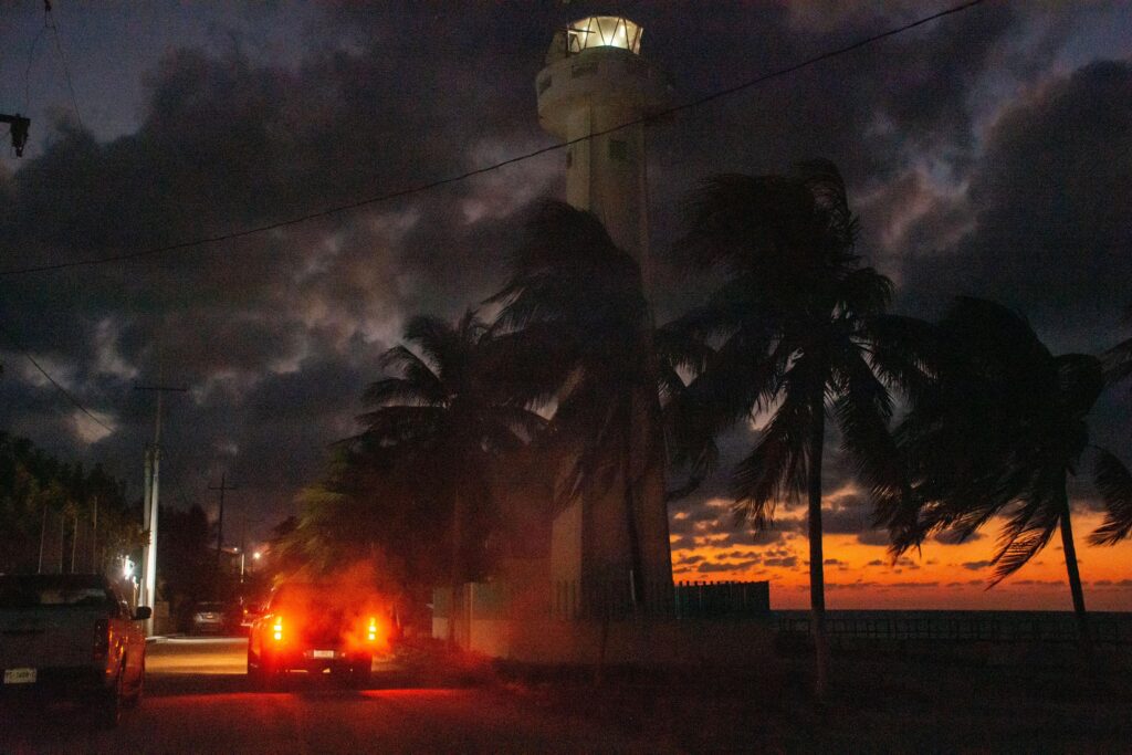 Operativo estatal combate proliferación del mosquito de la ciénaga