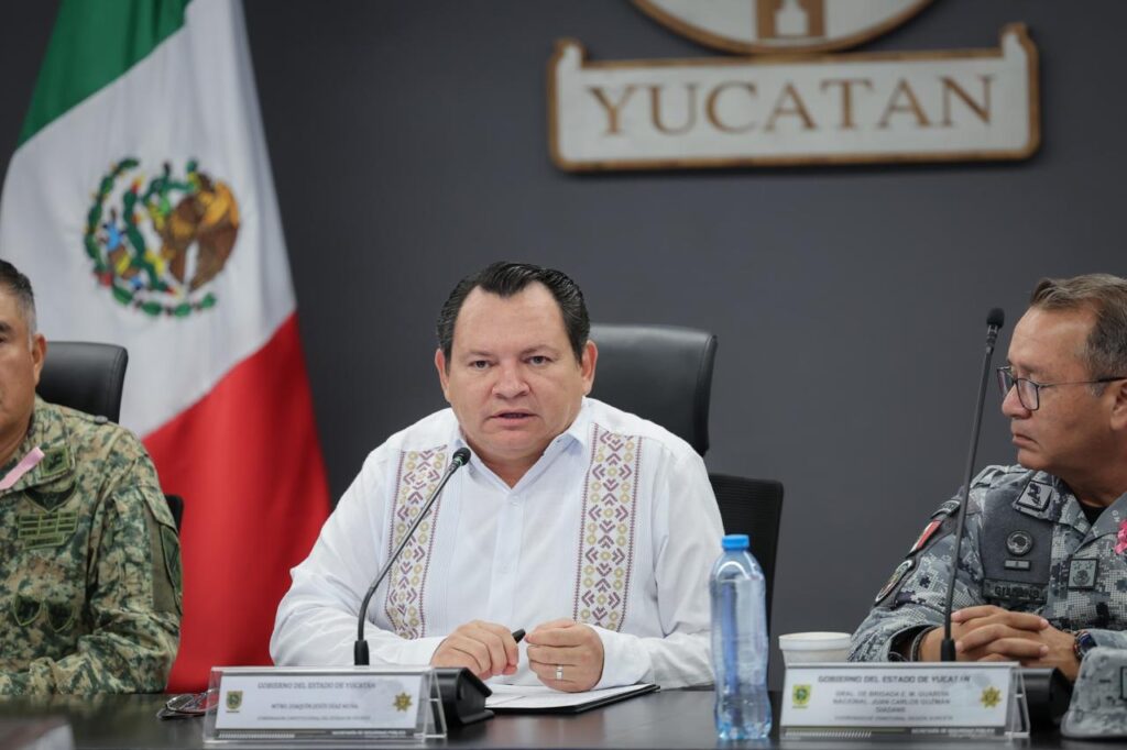 Yucatán mantiene vigilancia constante ante posibles ciclones