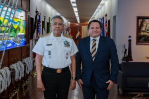 Díaz Mena impulsa modernización del Puerto de Progreso Díaz Mena impulsa modernización del Puerto de Progreso