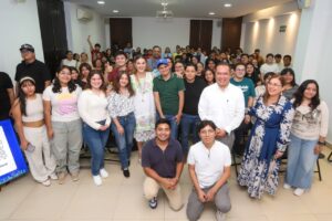 Mérida escucha la voz de sus jóvenes universitarios Mérida escucha la voz de sus jóvenes universitarios