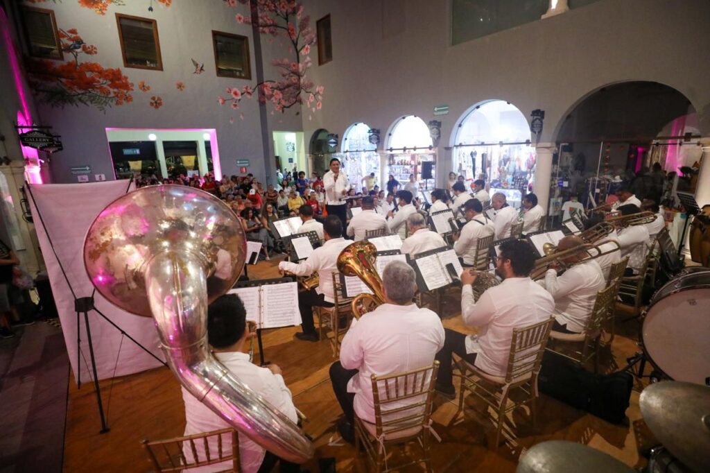 Renace el Pasaje Picheta con arte y tradición