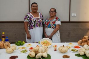 Maxcanú celebra identidad con Festival de la Jícama