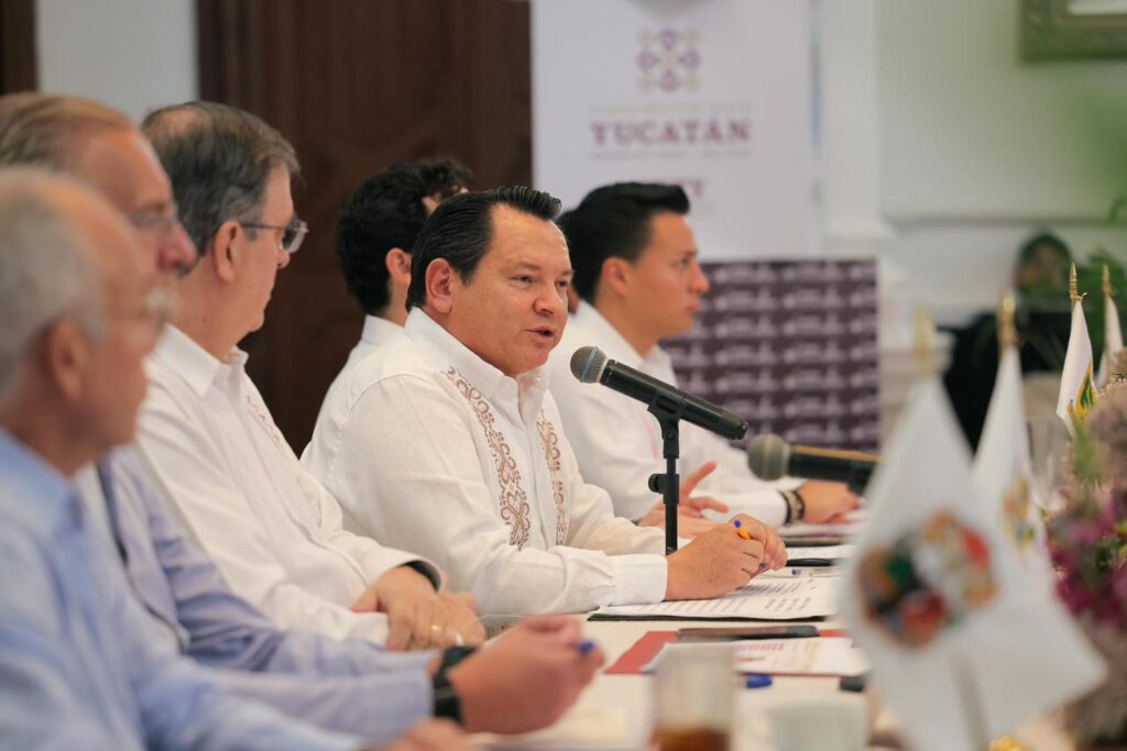 Federación ratifica apoyo a programas sociales de Yucatán
