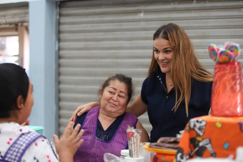 Cecilia Patrón destaca avances en mercados, corazón de Mérida
