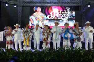 Tizimín celebra coronación de su reina 2026