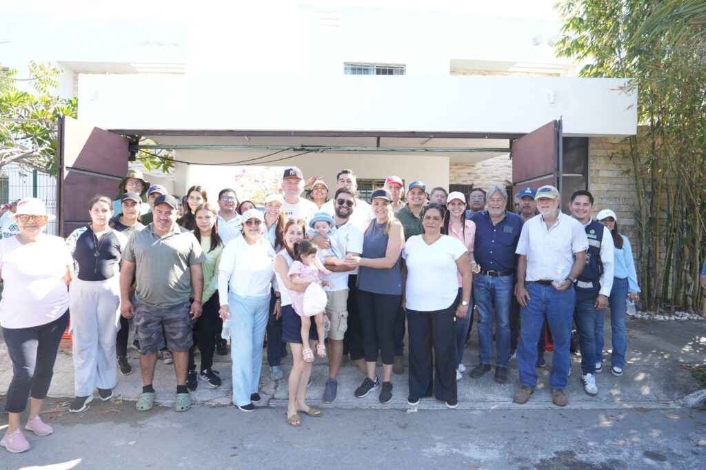 Ciudadanía y gobierno rescatan áreas verdes en Mérida