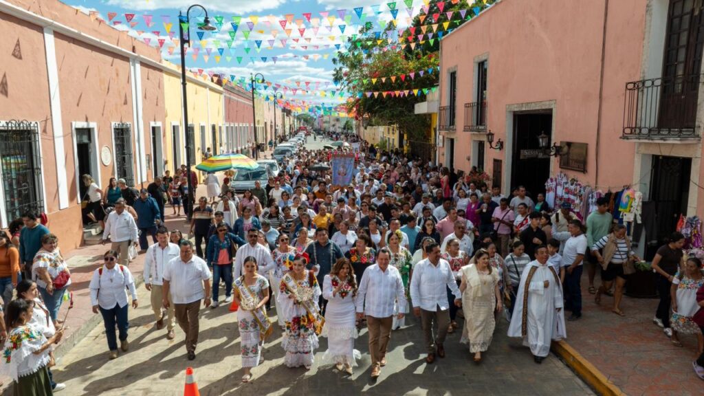 Candelaria fortalece identidad yucateca en Valladolid