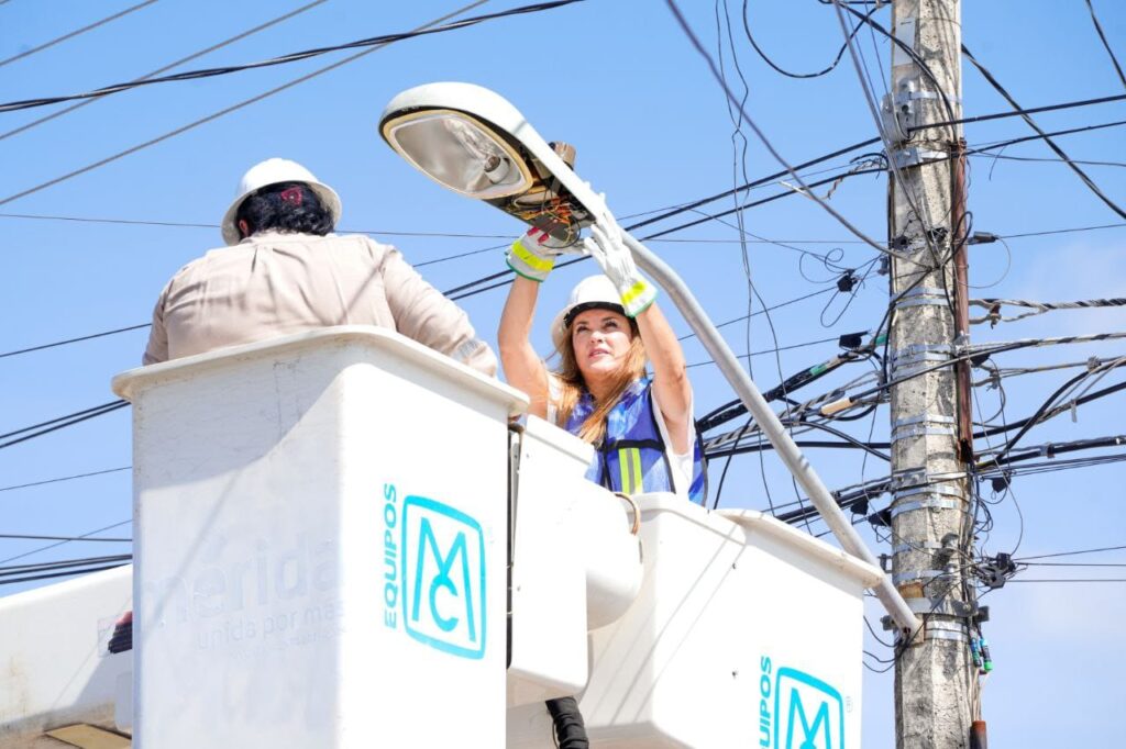 Más luminarias LED para Mérida