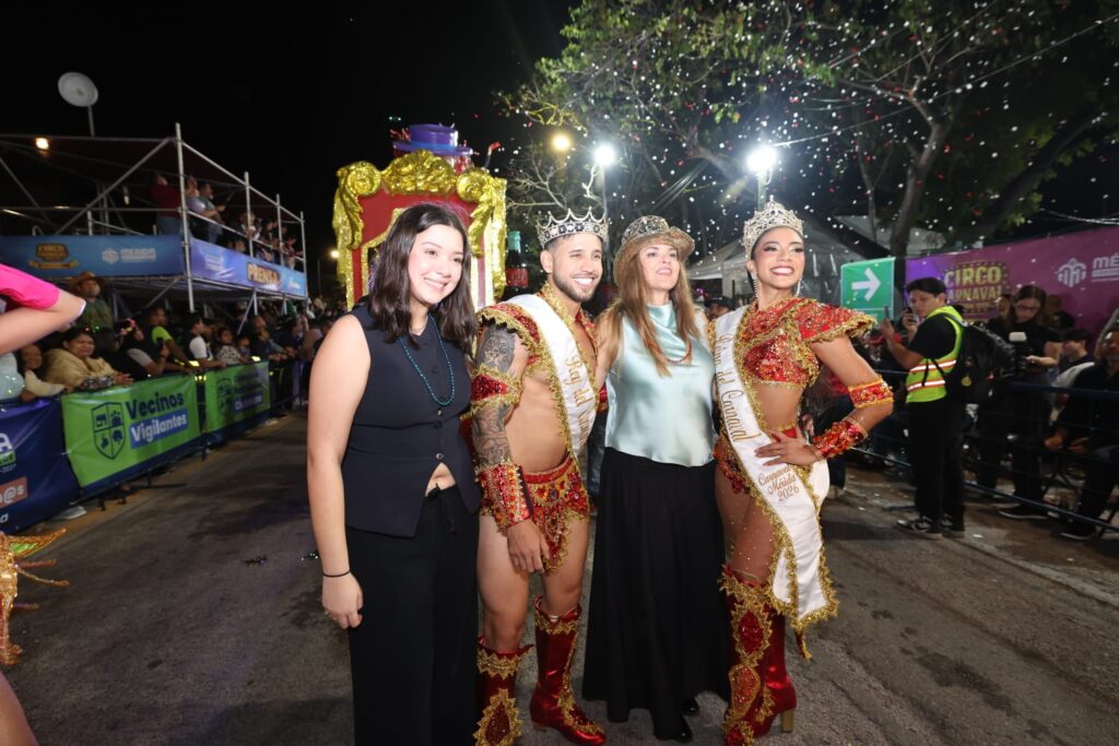 Carnaval Mérida inicia con Corso multitudinario