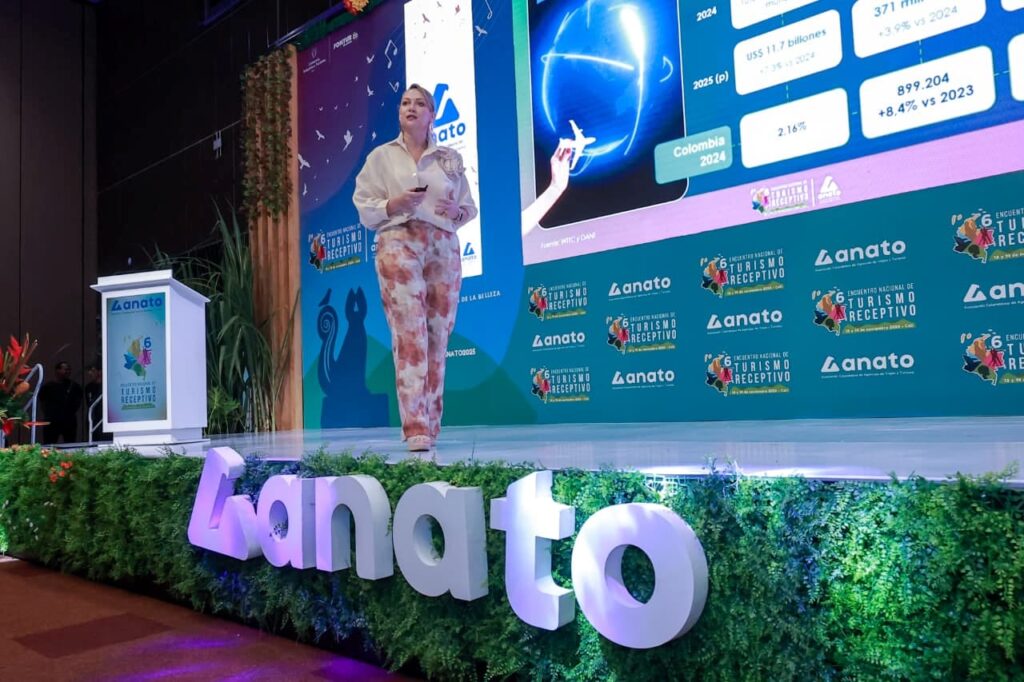 Sefotur impulsa conectividad aérea y turística