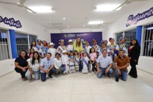 Cecilia Patrón impulsa salud y desarrollo comunitario