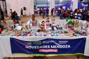 Mérida apoya emprendedores con Expo Mercadito