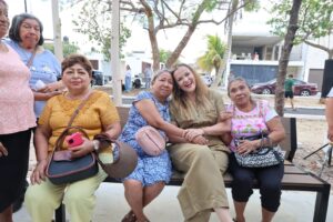 Ayuntamiento entrega parque renovado en Mérida