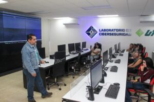 UTM lidera inscripciones en curso contra adicciones
