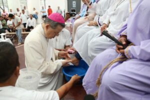 Internos representan apóstoles en Cereso de Mérida