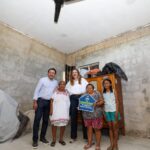Cecilia Patrón entrega viviendas en Xmatkuil y Dzununcán
