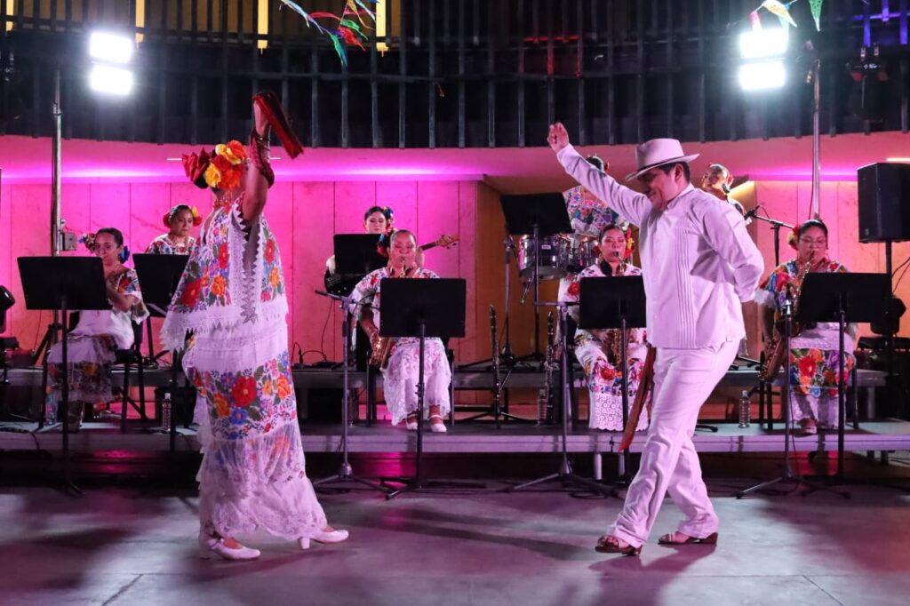 Piel de Barro renueva la jarana yucateca