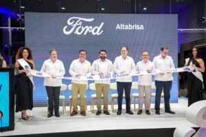 Yucatán atrae inversión con agencia Ford