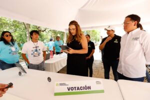 Mérida moderniza decisión pública con votación digital