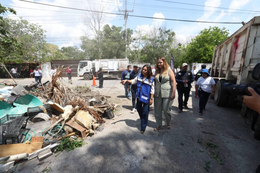Operativo retira 30 vehículos abandonados