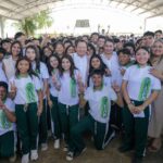 Díaz Mena fortalece escuelas públicas