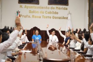 Cabildo Juvenil fomenta participación ciudadana en Mérida