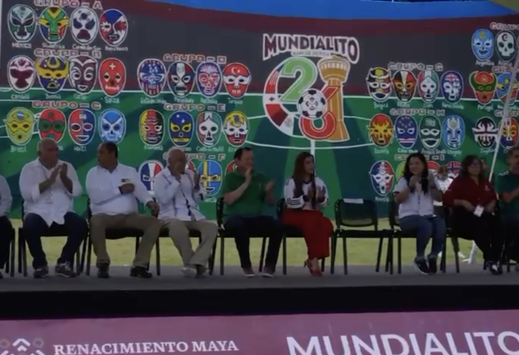 Joaquín Díaz Mena lleva espíritu mundialista al Cereso