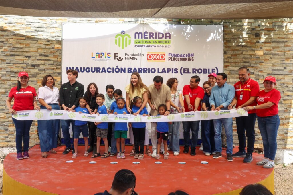 Cecilia Patrón fortalece entornos para niñas y niños