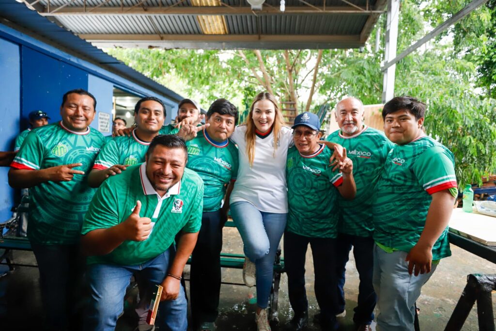 Mérida reconoce a trabajadores en Mundial