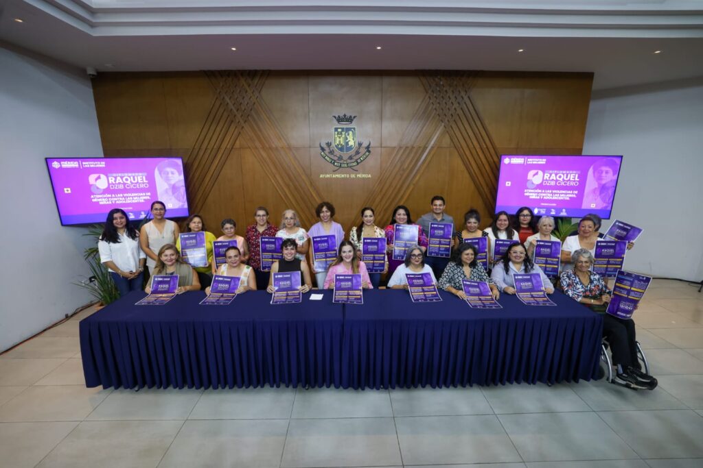 Mérida profesionaliza atención a mujeres violentadas