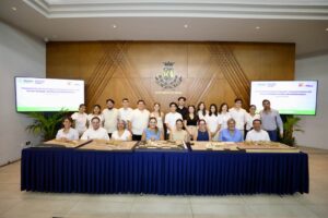 Cecilia Patrón fortalece turismo con universitarios