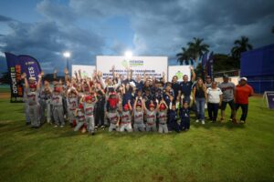 Cecilia Patrón lleva LED a todas las canchas