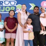 Cecilia Patrón lleva lentes gratuitos a 527 estudiantes