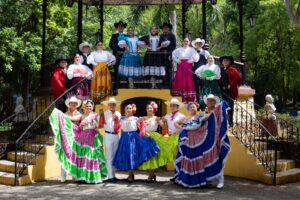 Ballet Folclórico Juvenil preserva la identidad mexicana