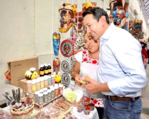 Mercadito Patrio lleva talento local al centro de Mérida