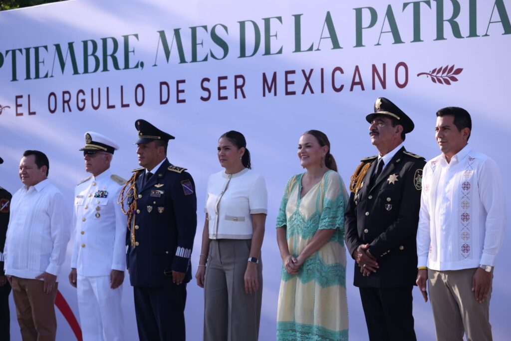 Cecilia Patrón destaca gallardía de policías de Mérida